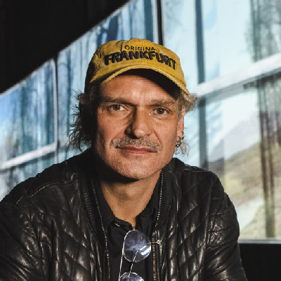 portrait-MILOSH_by-Paul-McMillan portrait de Milosh Luczynski par Paul McMillan